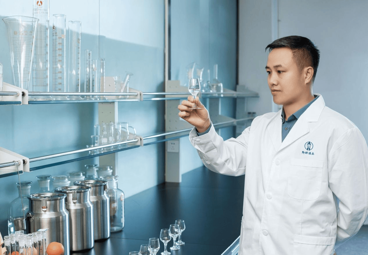 黔醉酒業(yè)總工程師趙仕蛟 | 二十九載奮斗不輟，農(nóng)家少年終成不凡工匠